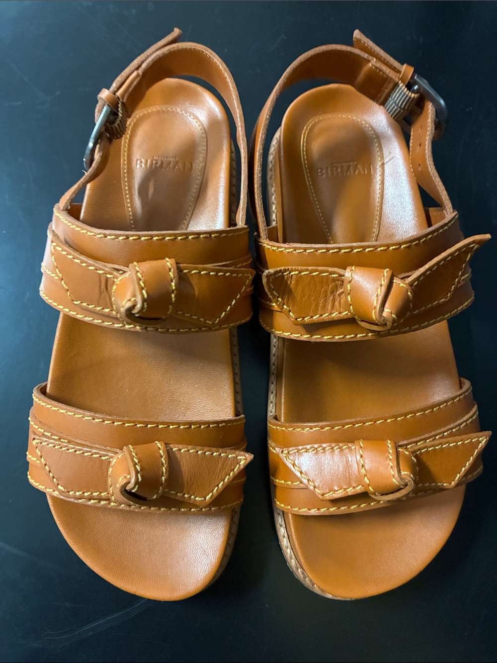 Alexandre Birman Tan Leather Double-Strap Knot Sandals